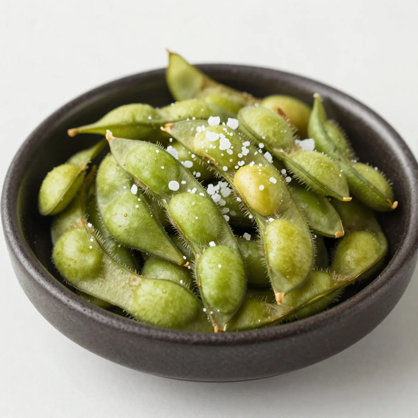 Edamame au sel de mer - Fèves de soja vapeur, fleur de sel